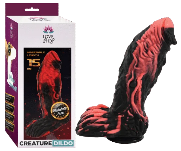 Fantastik görünümlü karanlık yaratık dildo
