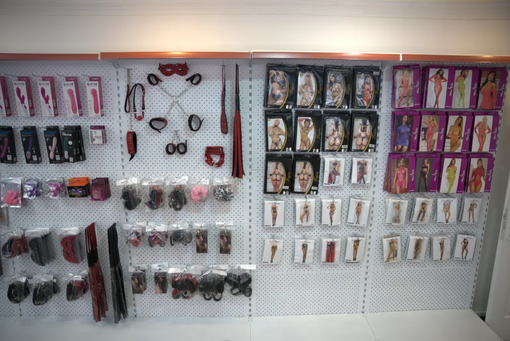 Beylikdüzü Sex Shop Showroom ile